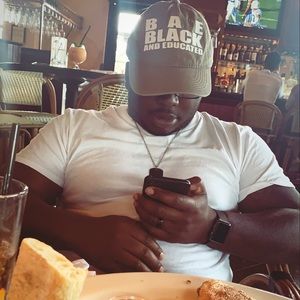 Meet your Posher, Eddie